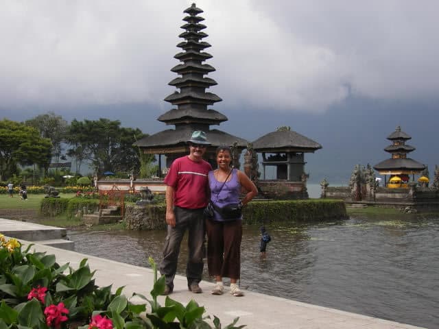 Bali Beratan lake temple Bali Authentique client Danielle Herve
