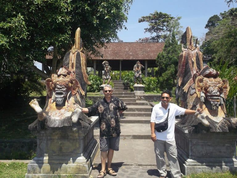 temple balinais culture indonésienne