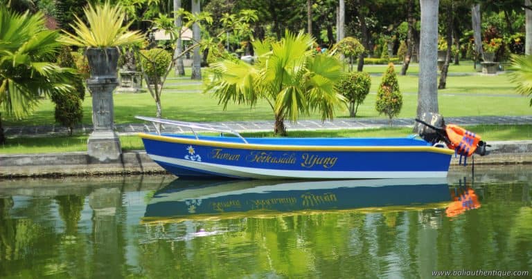 Bali ujung karangasem boat