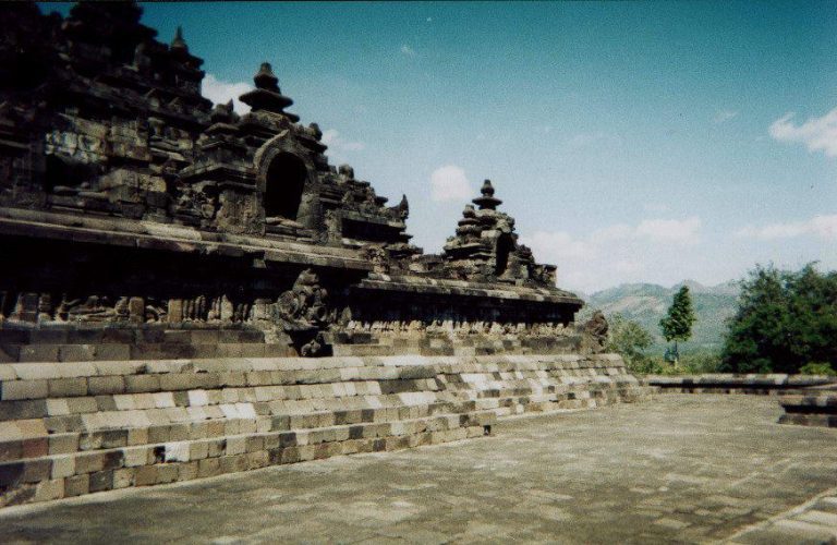 borobudur temple java visite culturelle