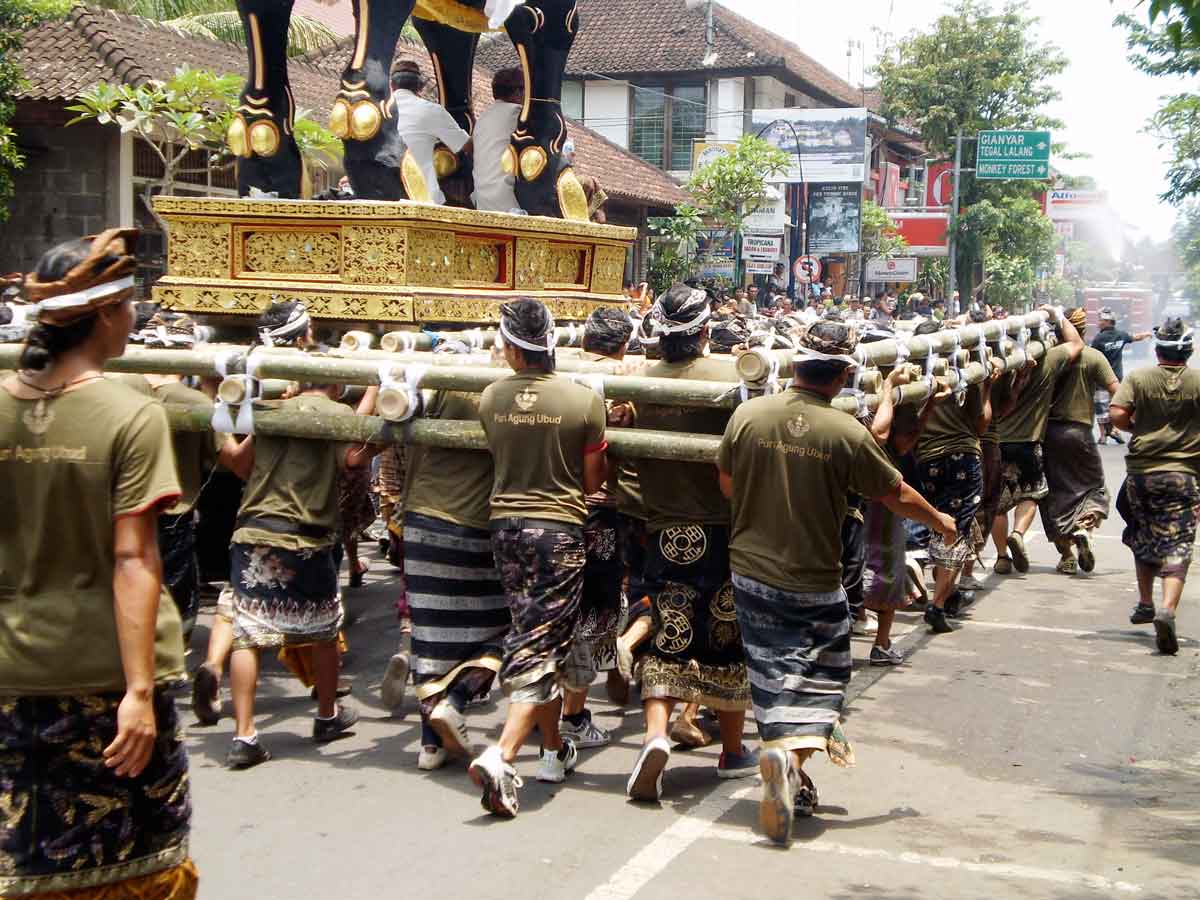 ceremonie cremation bali ile indonesie decouverte panorama