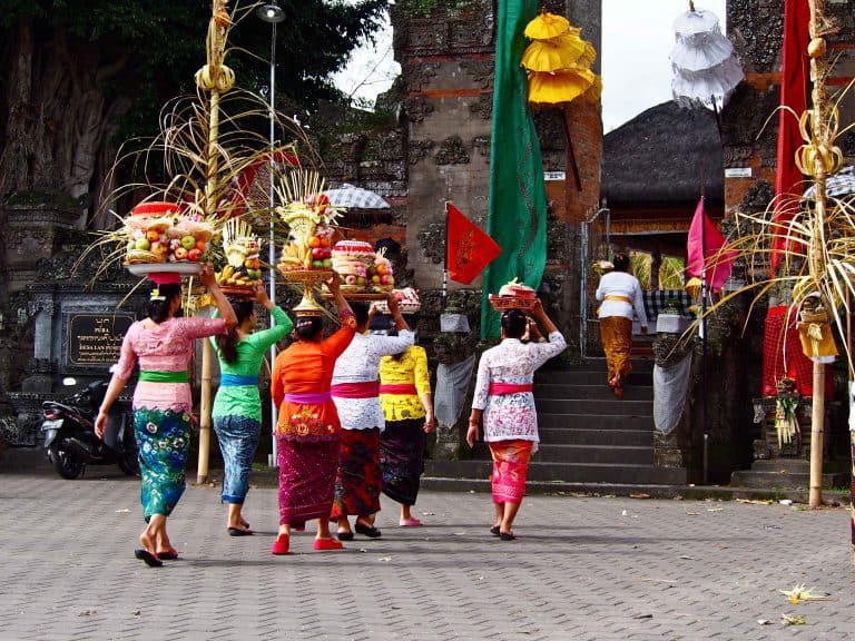 galungan fête du triomphe à bali