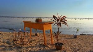 Gili Trawangan table coucher de soleil plage iles Gili Indonésie Lombok