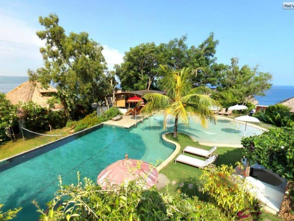 hotel bali karangasem piscine vue mer