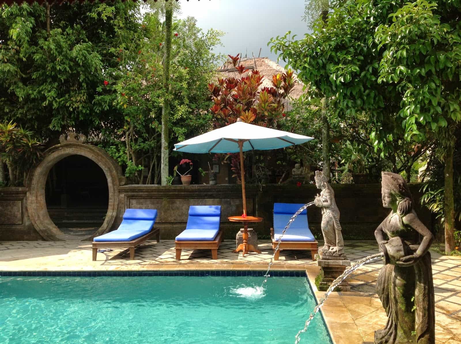 hotel Bali Ubud fontaines