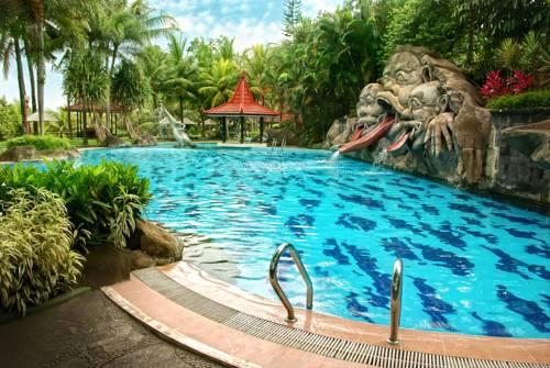hotel Java Magelang piscine