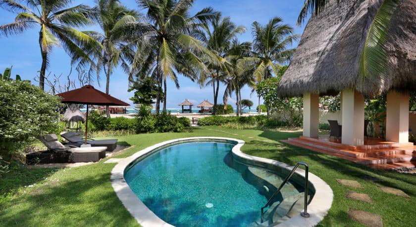hotel lombok bali piscine vue mer