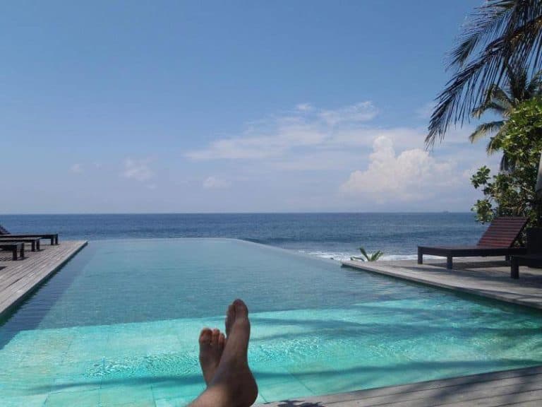 piscine à débordement hôtel Bali