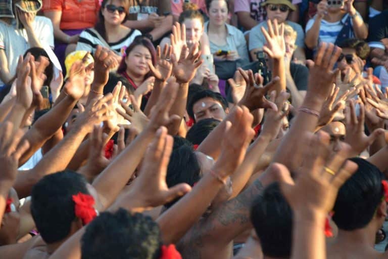 kecak danse tradition balinaise