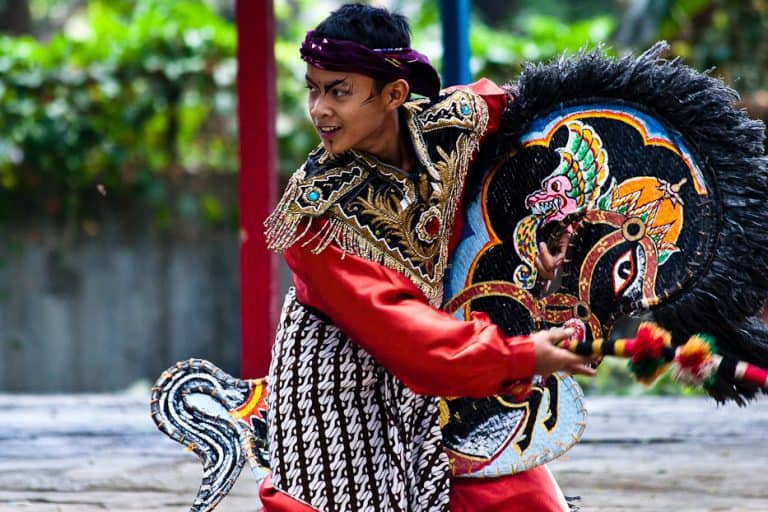 danse javanaise kuda lumping