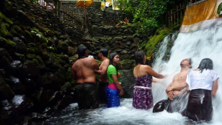 purification tradition balinaise