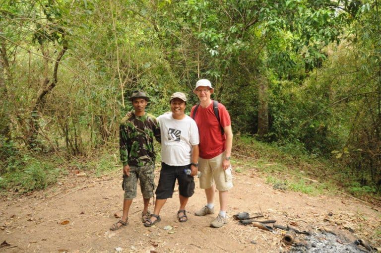 trek guide francophone indonésie