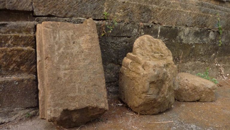 temple bali candi wasan indonesie vestige