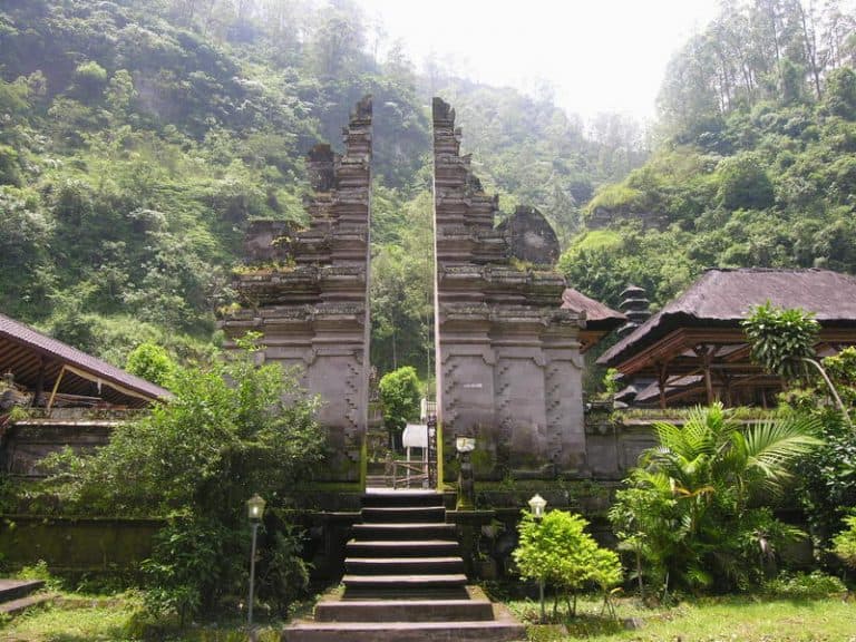 temple bali singaraja indonesie