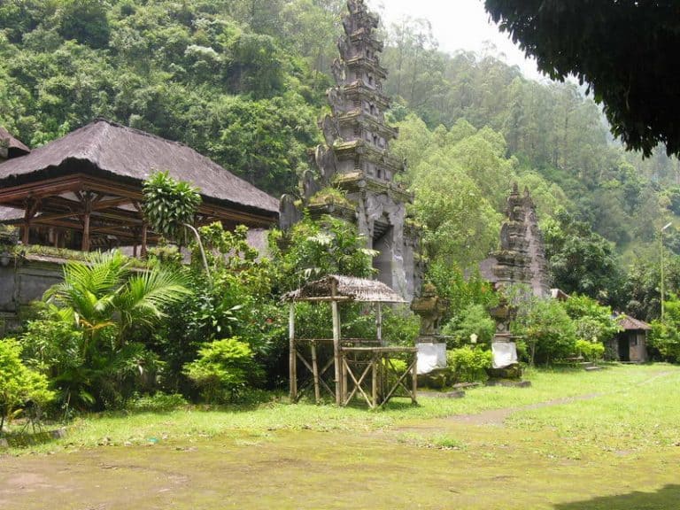 temple bali singaraja indonesie nature