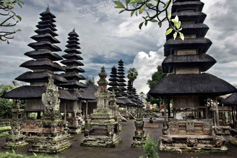 temple bali tan ayuamn mengwi panorama