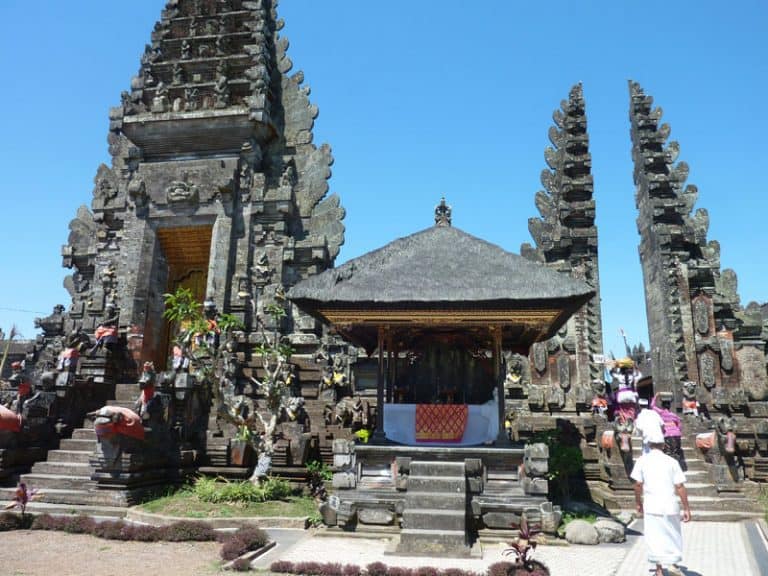 temple bali ulun batur traditions