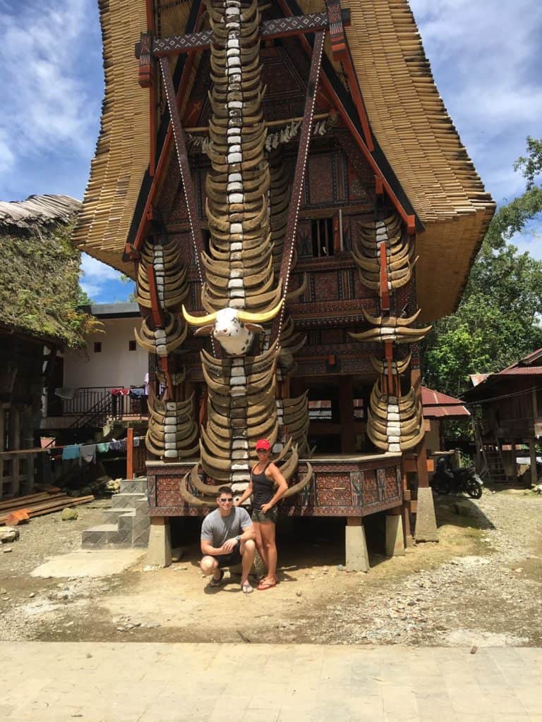 testimonial Sulawesi toraja maison traditionnelle client Patricia Jean François