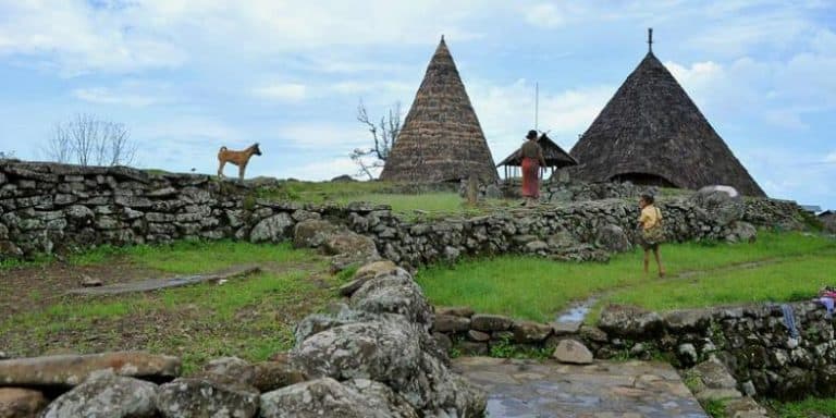 village traditionnel Todo Flores