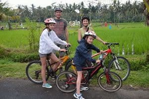 balade à vélo dans les rizières balinaises